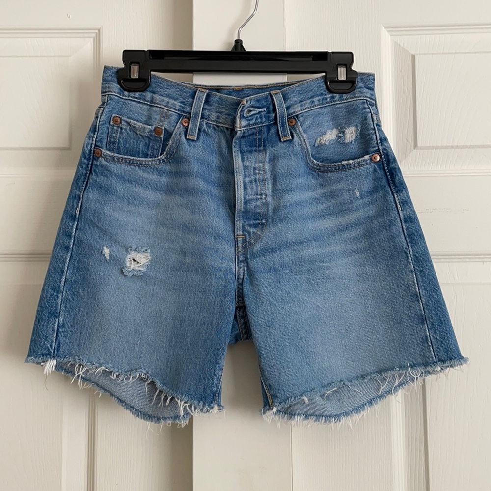 Levi’s 501 Mid Thigh Shorts